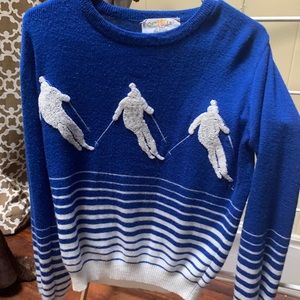 Cyn Less Vintage sweater